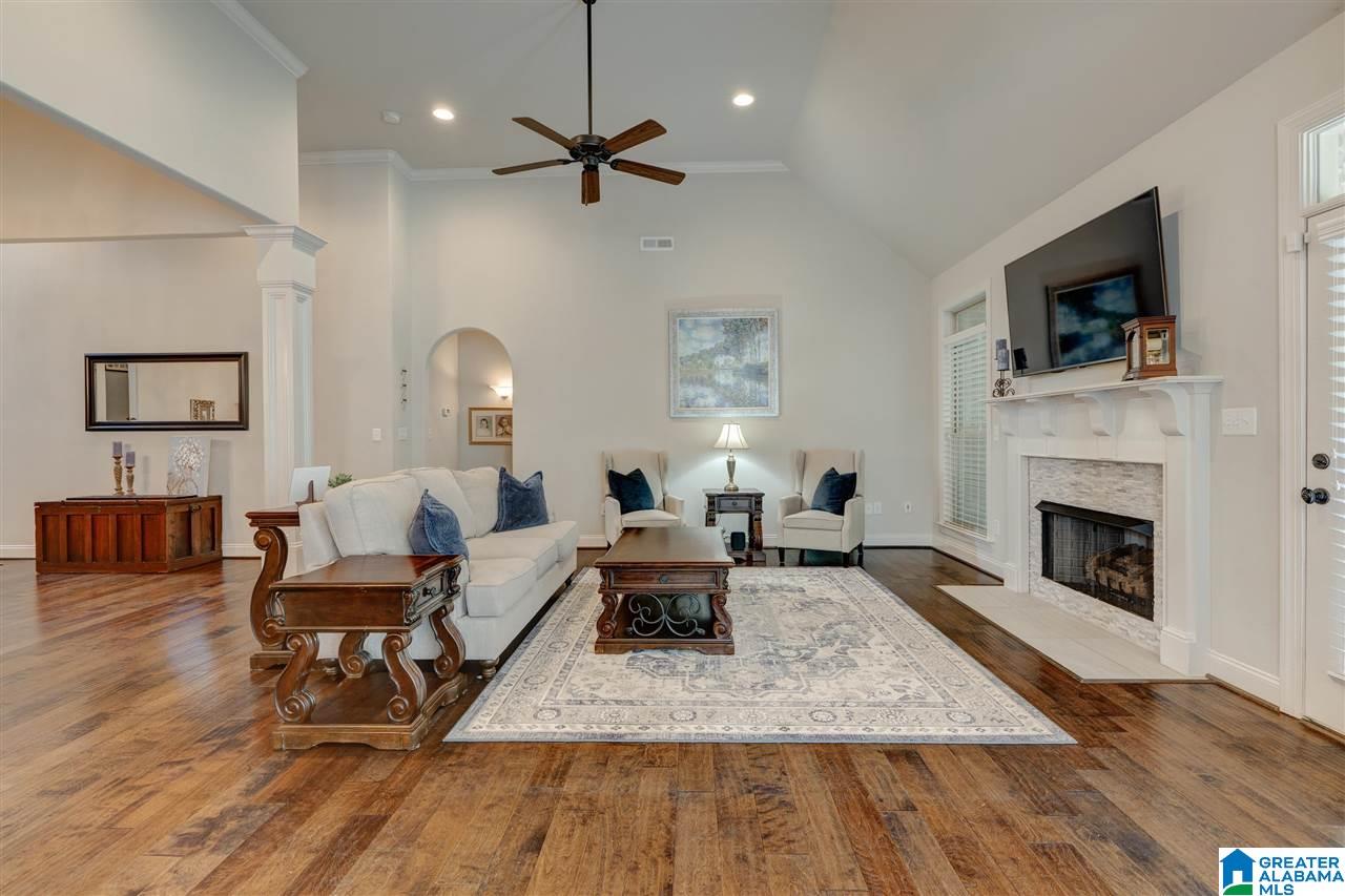 368 Strathaven Drive Pelham, AL 35124 - Photo 7 of 39