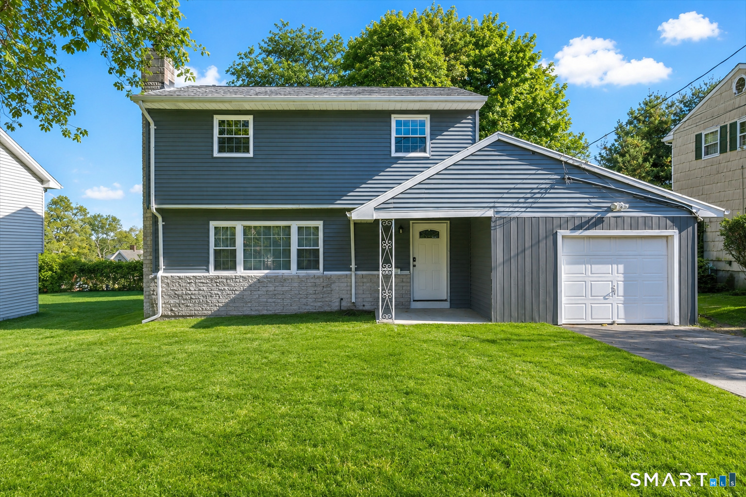 114 Daniel Road Hamden, CT 06517 - Photo 1 of 33 Gallery Image 1