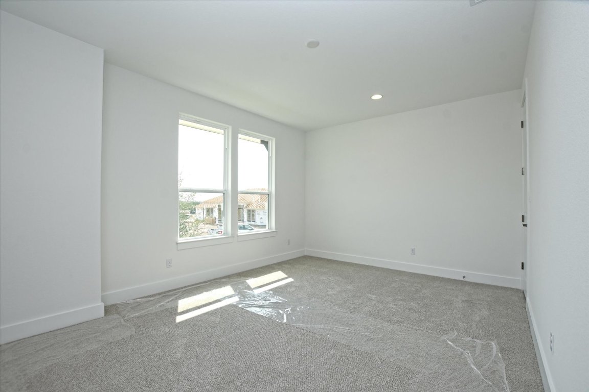 3504 Emerald Lake Path Georgetown, TX 78628 - Photo 25 of 34