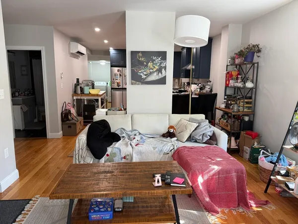 $3,590 | 16 Hudson Street, Unit 1, Woburn, MA 01801
