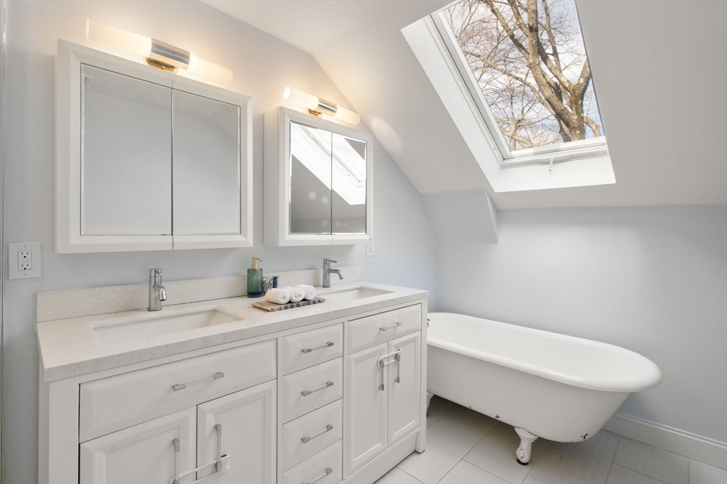 3 Bobolink Road Wellesley, MA 02481 - Photo 23 of 31