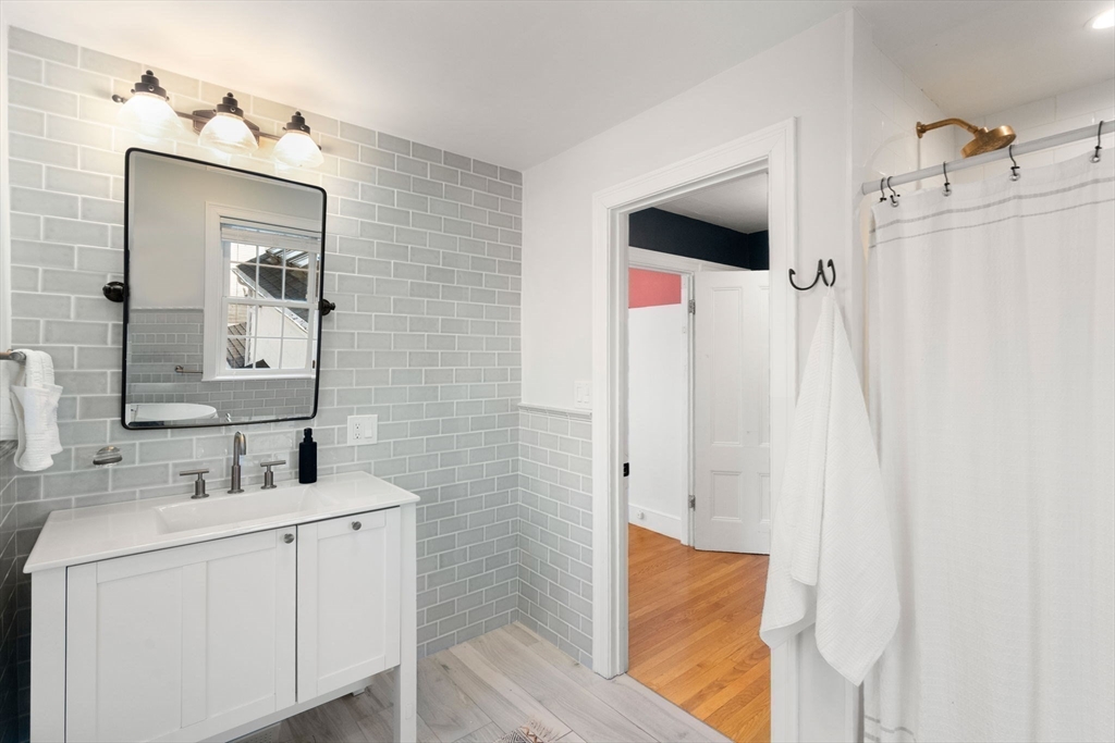 3 Bobolink Road Wellesley, MA 02481 - Photo 28 of 31