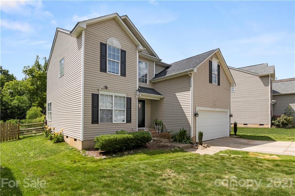 10331 Gold Pan Road Charlotte, NC 28215 - Photo 3 of 27 Gallery Image 3