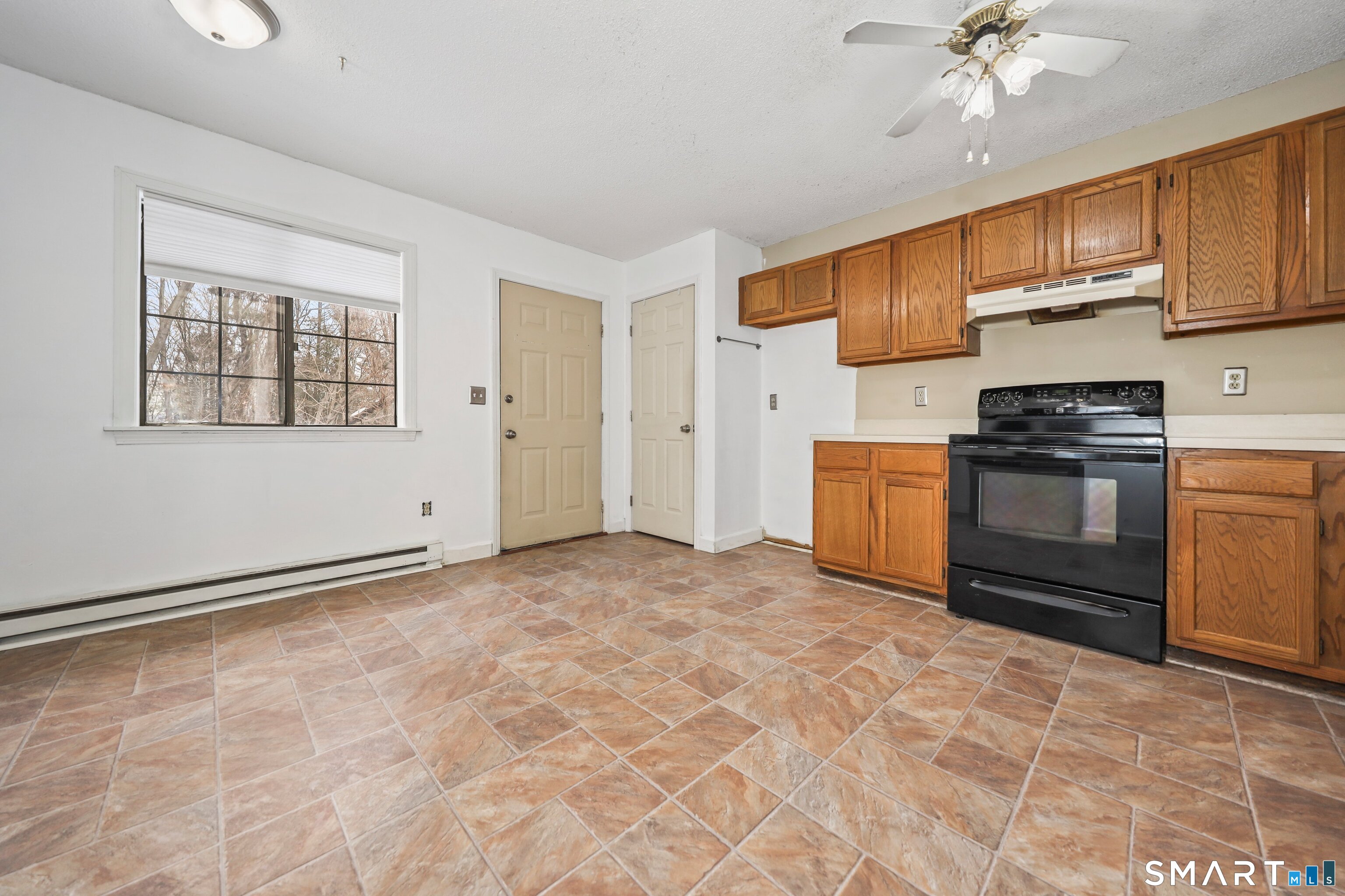 143 Pine Hill Road, Unit 17A Thomaston, CT 06787 - Photo 5 of 28