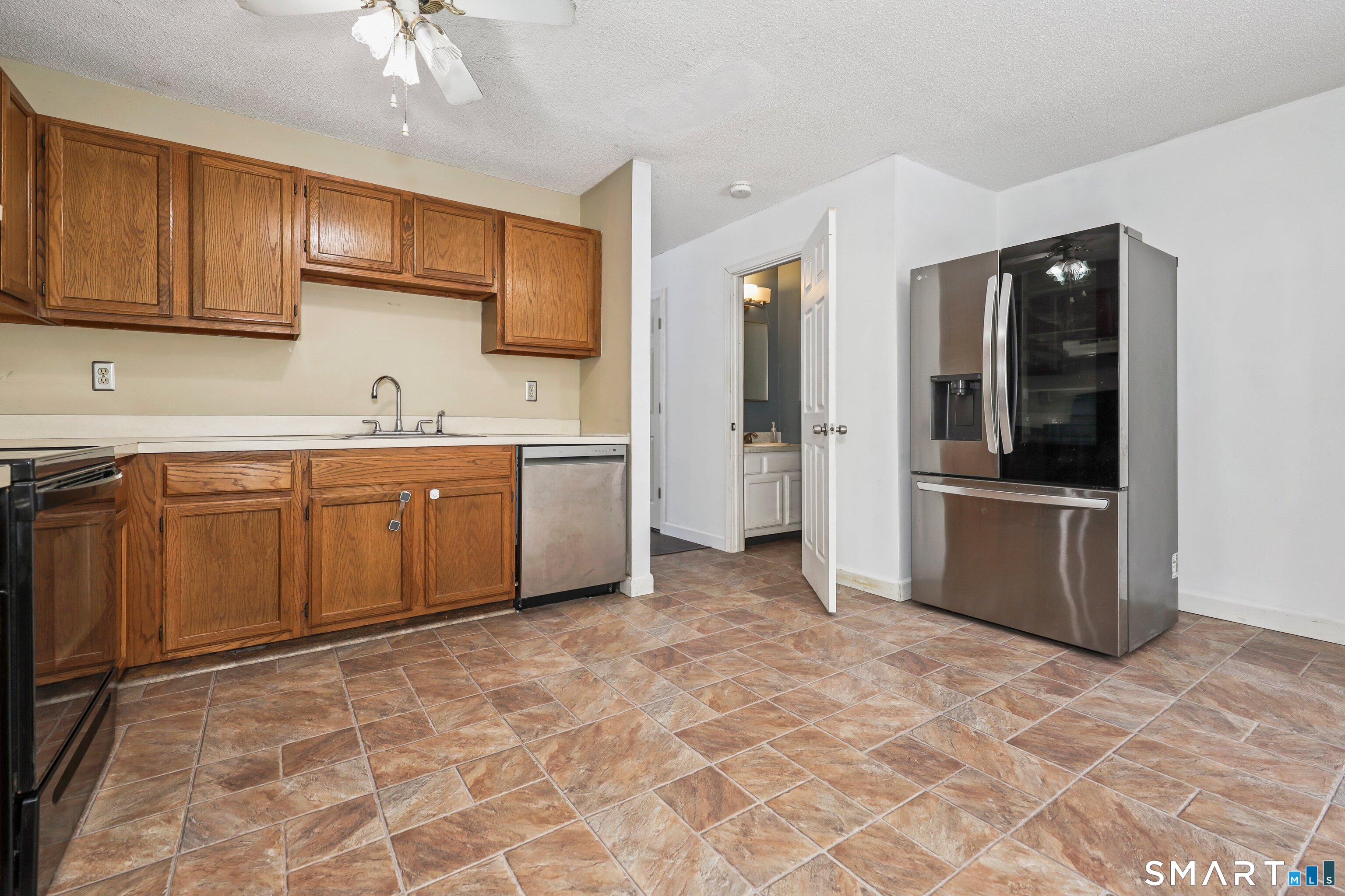 143 Pine Hill Road, Unit 17A Thomaston, CT 06787 - Photo 8 of 28