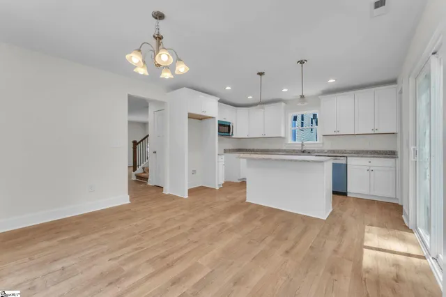 $259,450 | 400 Woodland Circle, Belton, SC 29627