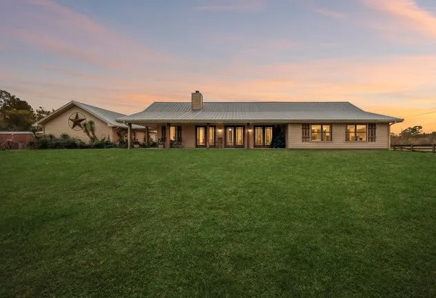 $1,169,000 | 25202 Highway 105, Sour Lake, TX 77659