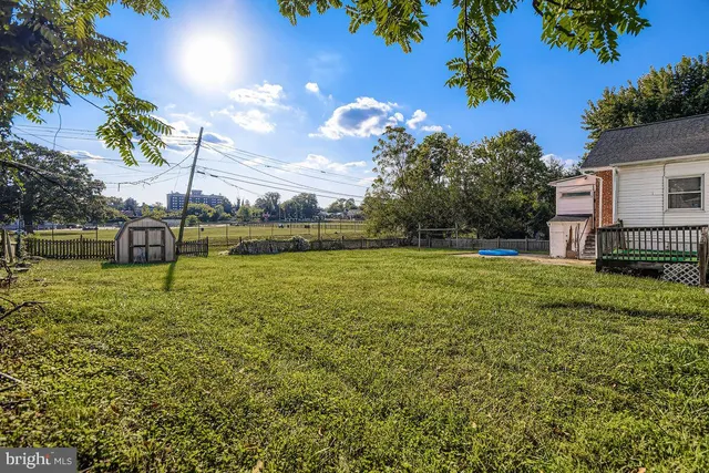 a view of a house with a big yard