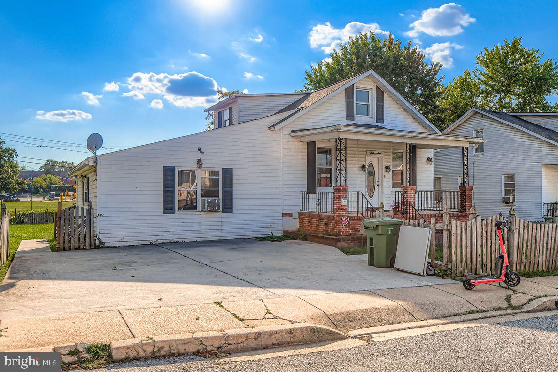 5710 Highgate Drive Baltimore, MD 21215 - Photo 3 of 28 a view of a house with backyard