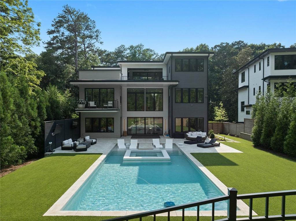 4063 Rickenbacker Drive Northeast Atlanta, GA 30342 - Photo 7 of 58
