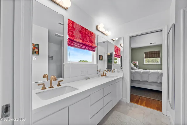 $1,750,000 | 18 Golf View Drive, Pass Christian, MS 39571