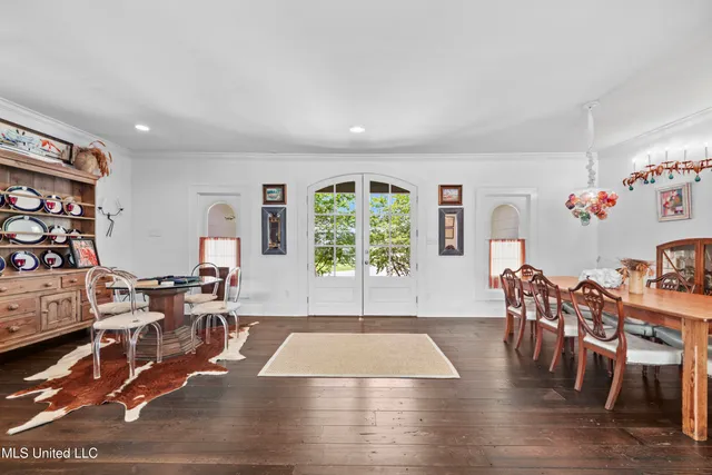 $1,750,000 | 18 Golf View Drive, Pass Christian, MS 39571