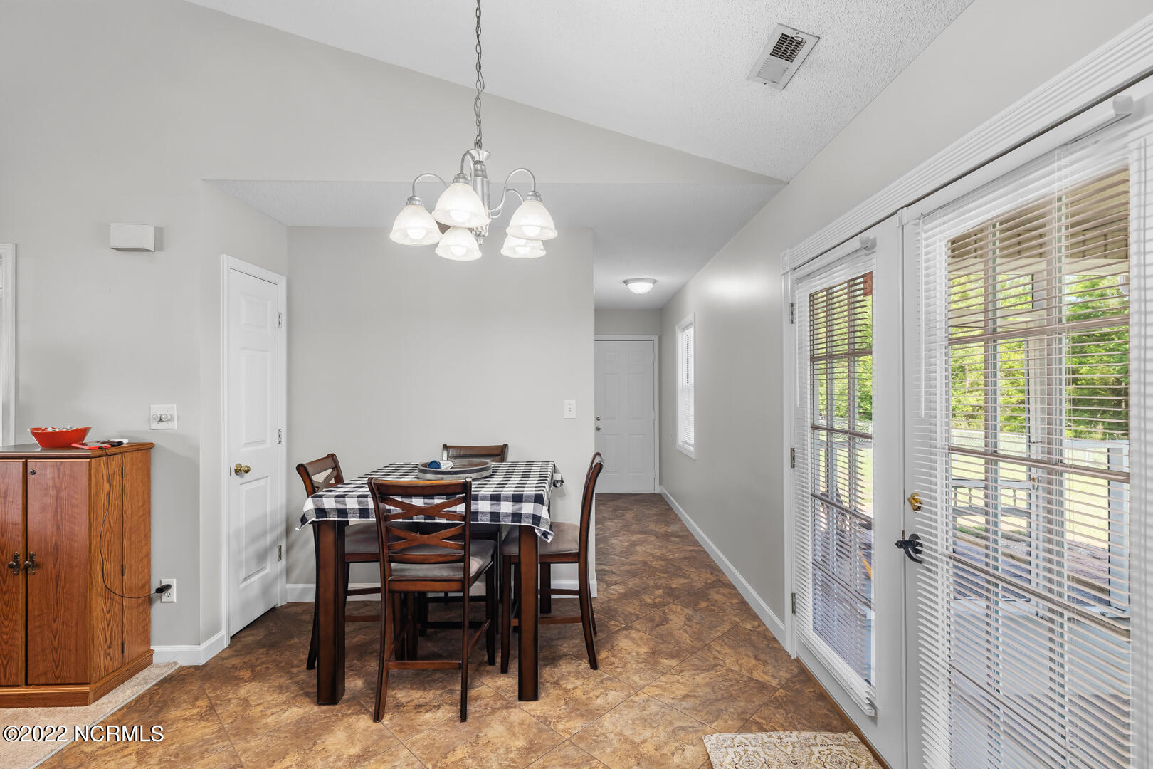 154 Parnell Road Hubert, NC 28539 - Photo 8 of 28 10