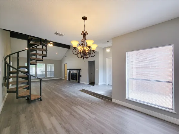 $3,150 | 11614 Taos Lane, Houston, TX 77070