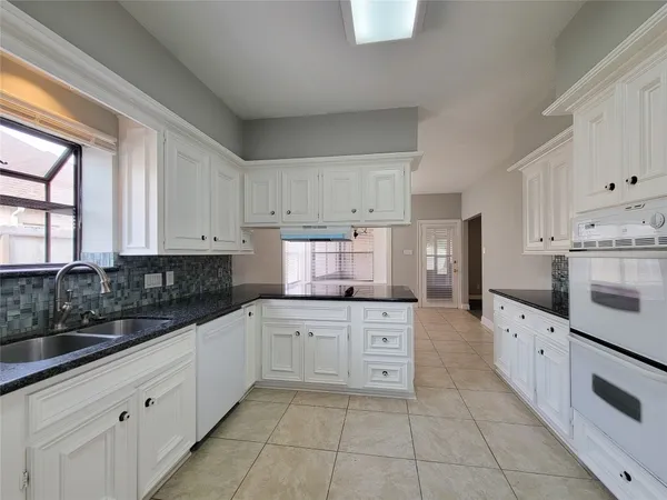 $3,000 | 11614 Taos Lane, Houston, TX 77070