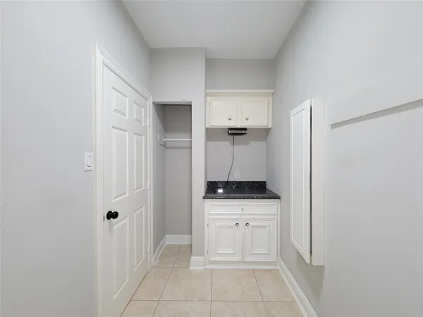 $3,150 | 11614 Taos Lane, Houston, TX 77070