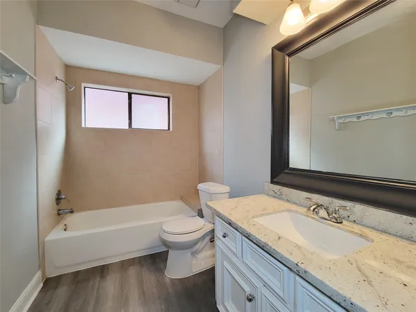 $3,150 | 11614 Taos Lane, Houston, TX 77070