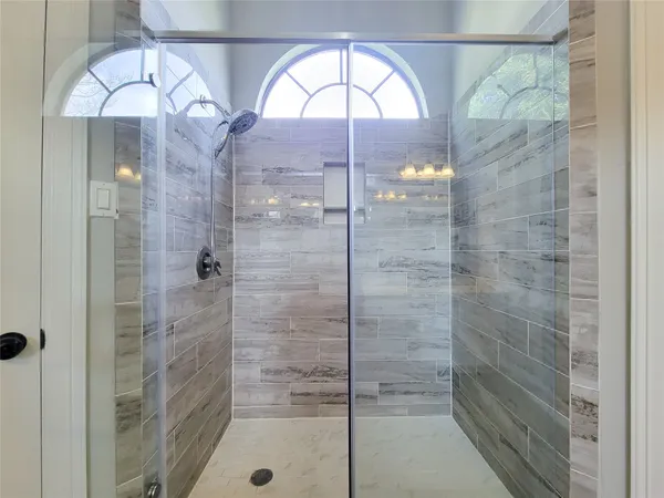 $3,150 | 11614 Taos Lane, Houston, TX 77070