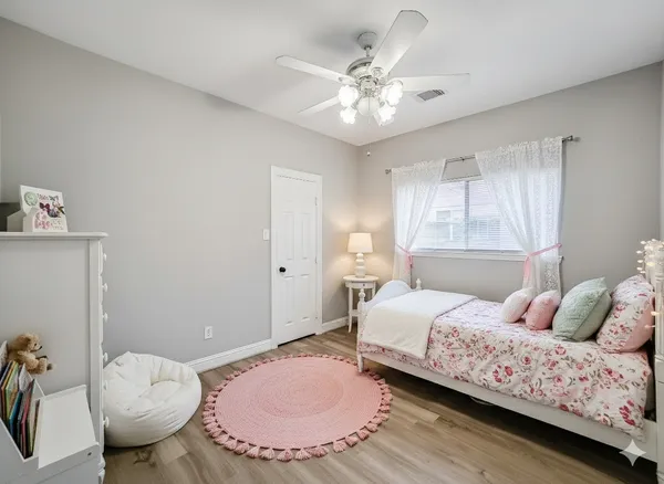 $3,150 | 11614 Taos Lane, Houston, TX 77070