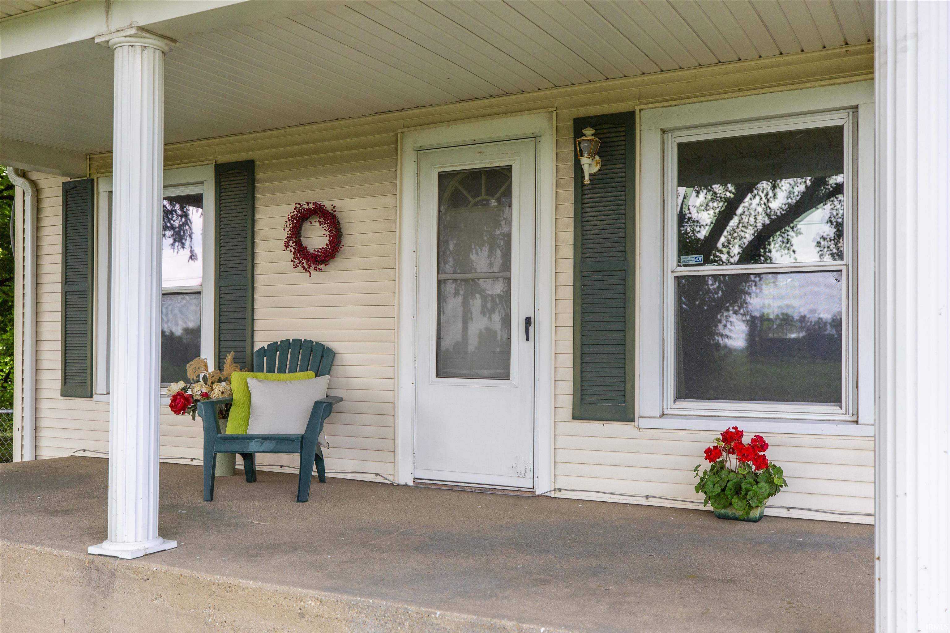16901 Roosevelt Road Mishawaka, IN 46544 - Photo 3 of 26 Gallery Image 3