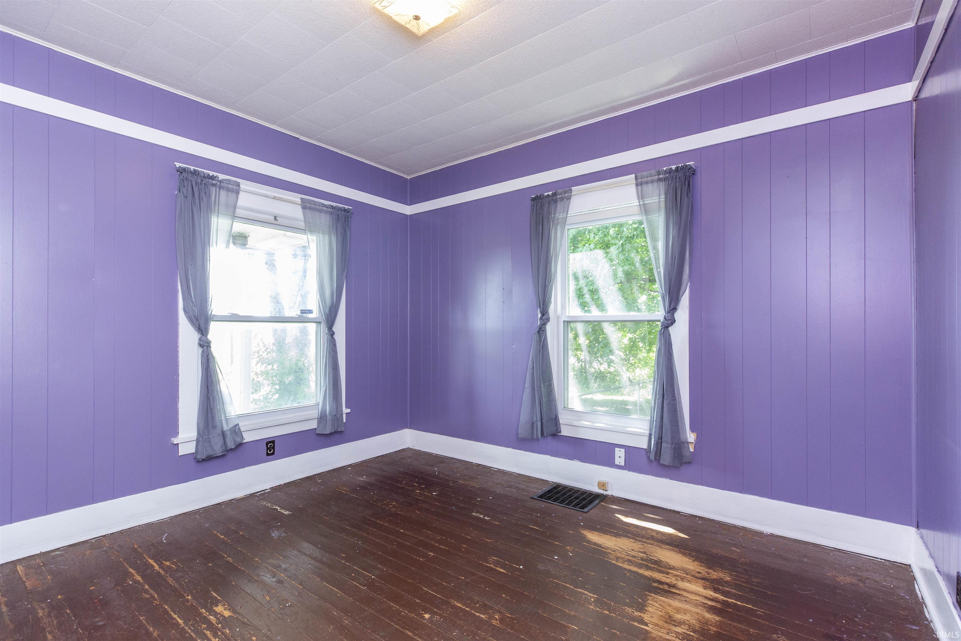 16901 Roosevelt Road Mishawaka, IN 46544 - Photo 9 of 26 Gallery Image 9