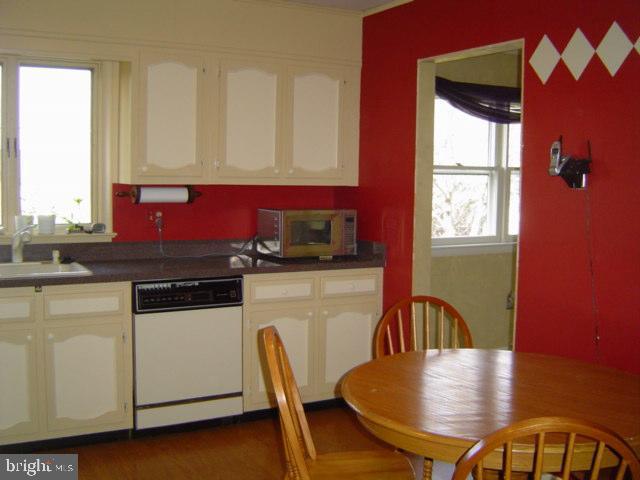 420 Longmeadow Road Lancaster, PA 17601 - Photo 11 of 18