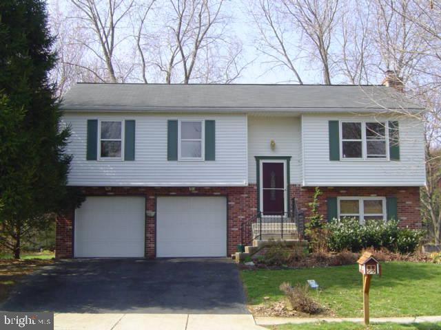 420 Longmeadow Road Lancaster, PA 17601 - Photo 2 of 18