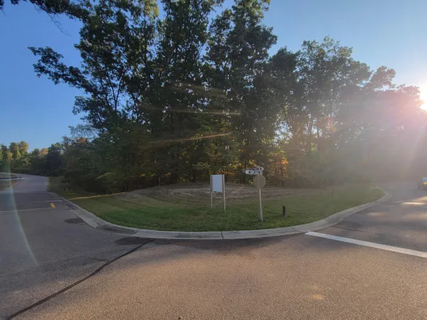 $80,000 | 6433 North Shore Drive, Richland, MI 49083