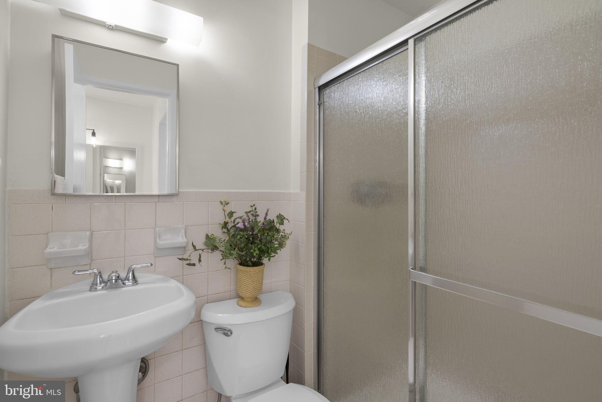 8002 Inverness Ridge Road Potomac, MD 20854 - Photo 25 of 46