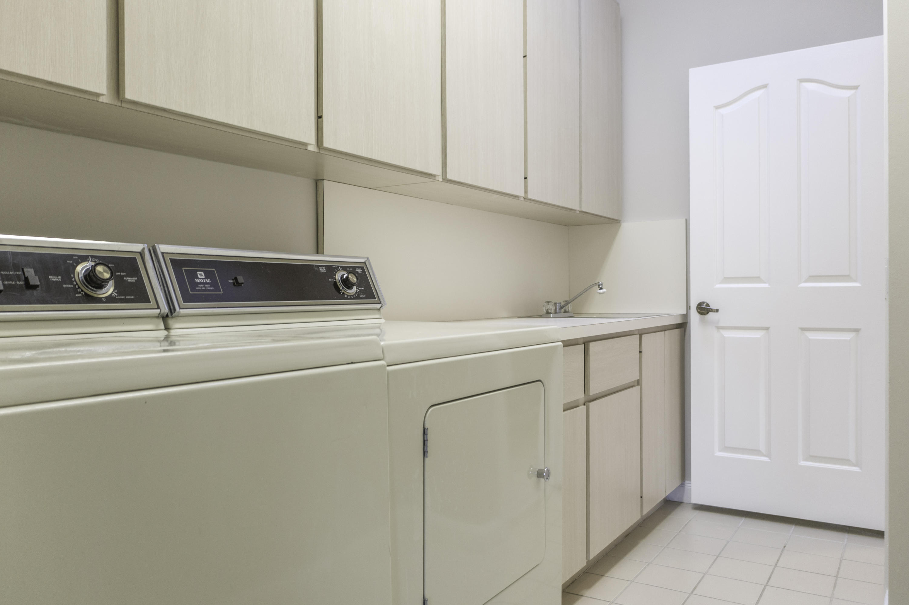 168 South Hampton Drive Jupiter, FL 33458 - Photo 15 of 21 a close view of sink and tap