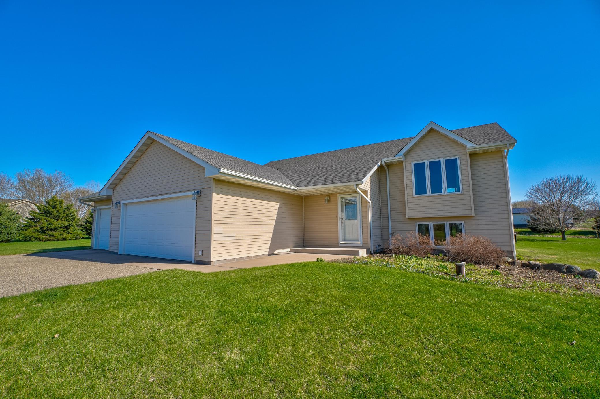 1331 141st Street New Richmond, WI 54017 - Photo 2 of 24