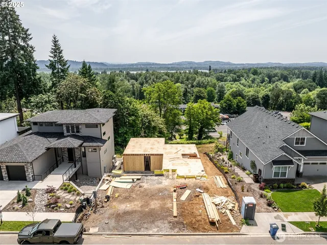 $2,100,000 | 520 Northeast Providence Drive, Camas, WA 98607