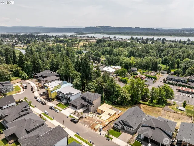 $2,100,000 | 520 Northeast Providence Drive, Camas, WA 98607