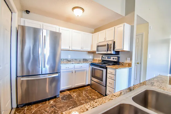 $1,500 | 103 Daphne Drive, Hubert, NC 28539