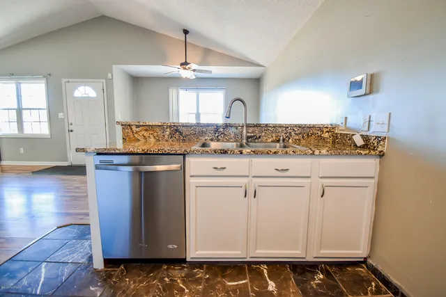 $1,500 | 103 Daphne Drive, Hubert, NC 28539