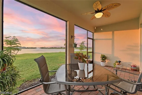 $389,900 | 628 Parkshore Lake Ave Cape, Cape Coral, FL 33993
