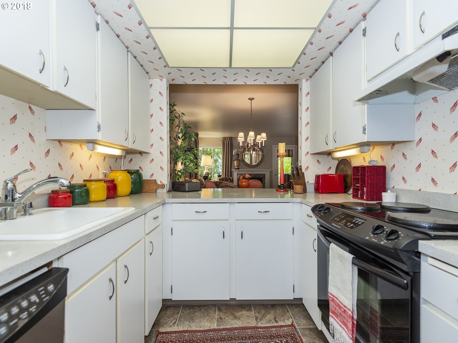 6685 West Burnside Road, Unit 321 Portland, OR 97225 - Photo 8 of 29 Gallery Image 8
