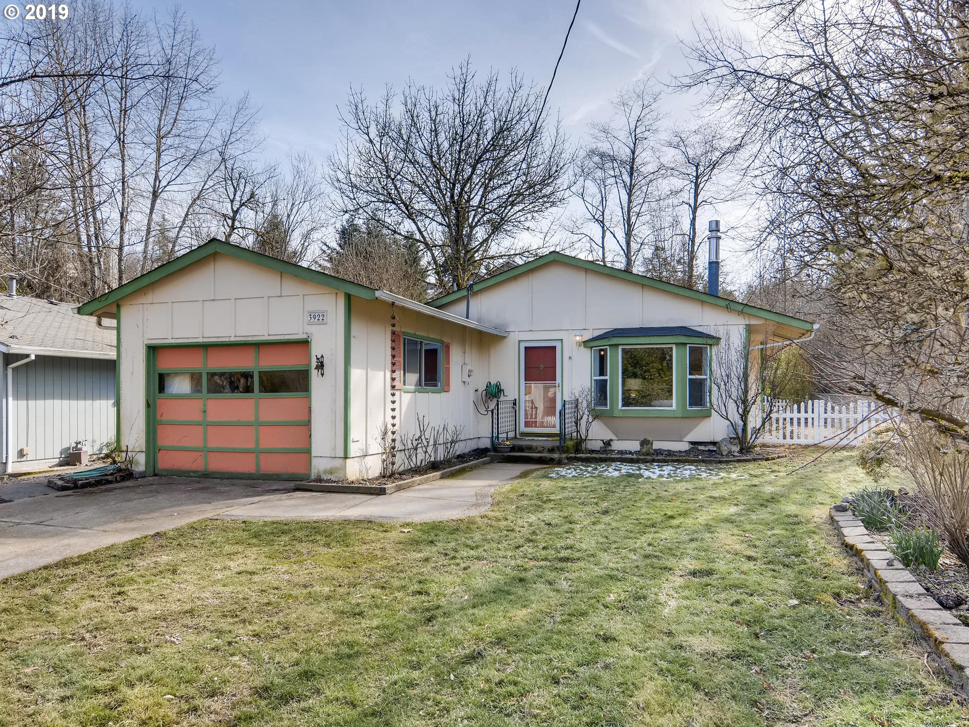 3922 Southwest Comus Street Portland, OR 97219 - Photo 1 of 29 Gallery Image 1
