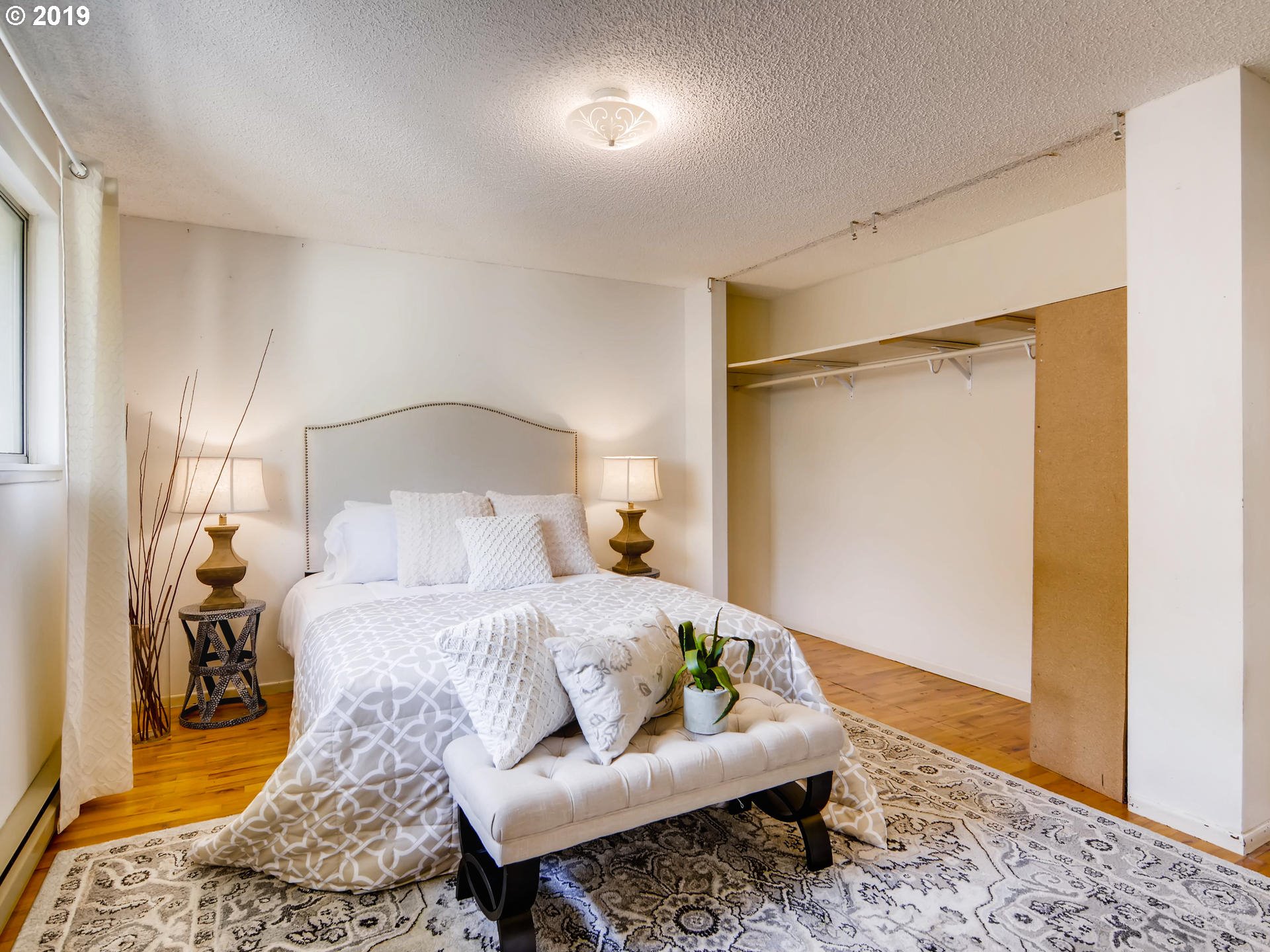 3922 Southwest Comus Street Portland, OR 97219 - Photo 17 of 29 Bedroom, Primary