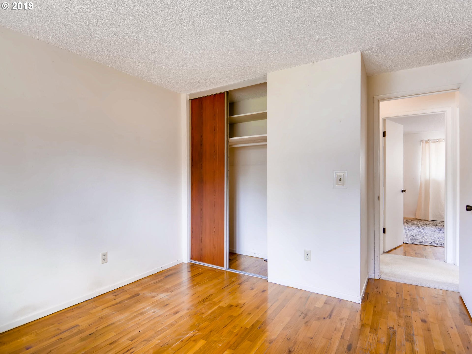 3922 Southwest Comus Street Portland, OR 97219 - Photo 21 of 29 Bedroom
