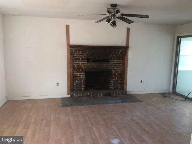 10700 Cedarville Road Brandywine, MD 20613 - Photo 5 of 12 Family room