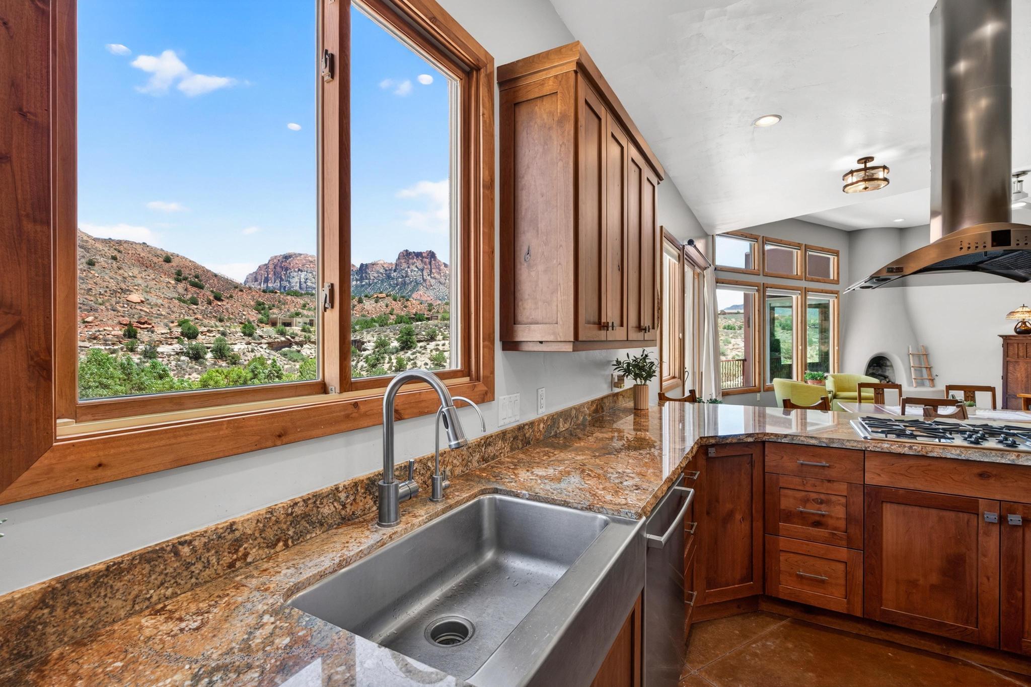 2907 Zuni Circle Springdale, UT 84767 - Photo 18 of 99 "Protected Views. End-of-Cul-de-Sac Privacy. Minutes from Zion NP."