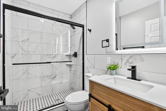 $239,995 | 2658 South 68th Street, Philadelphia, PA 19142