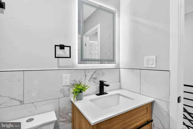 $239,995 | 2658 South 68th Street, Philadelphia, PA 19142