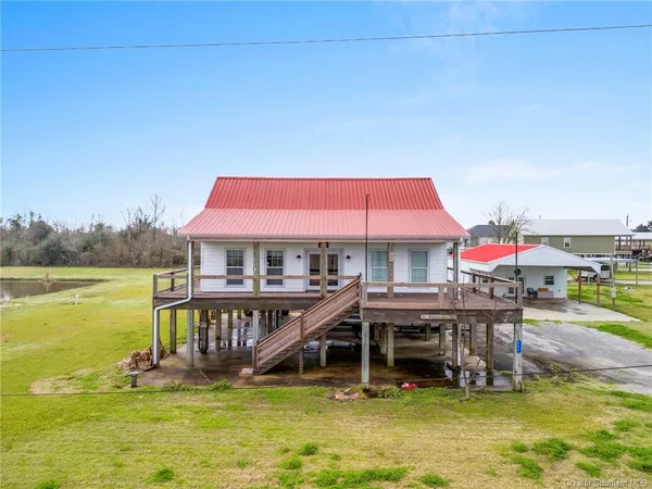 $269,435 | 331 Hebert Camp Road, Lake Charles, LA 70607
