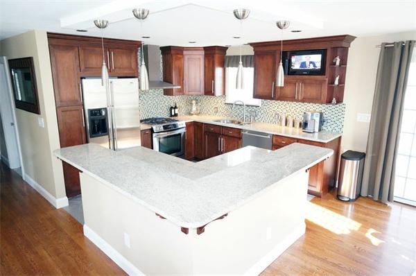 261 Austin Street Fall River, MA 02723 - Photo 4 of 22 Gallery Image 4