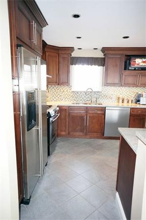 261 Austin Street Fall River, MA 02723 - Photo 6 of 22 Gallery Image 6