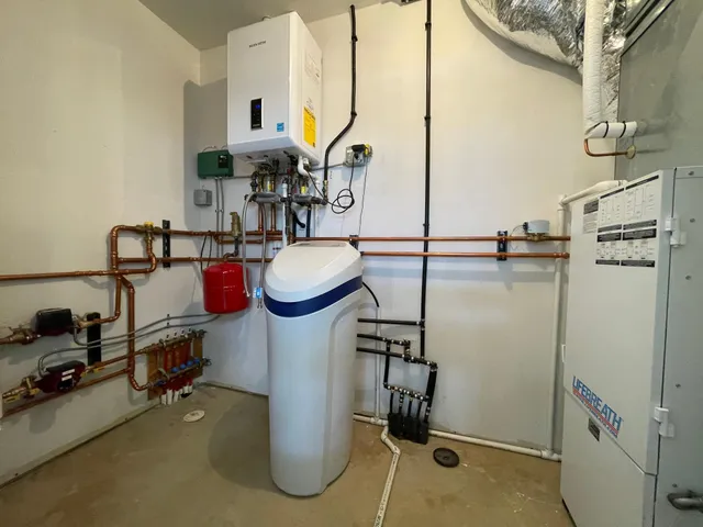 $289,900 | 101 Brittany Way Southeast, Grand Meadow, MN 55936