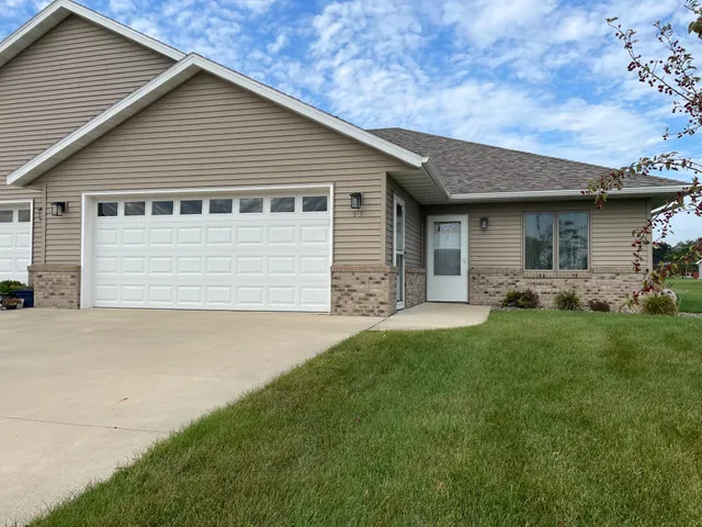 $289,900 | 101 Brittany Way Southeast, Grand Meadow, MN 55936