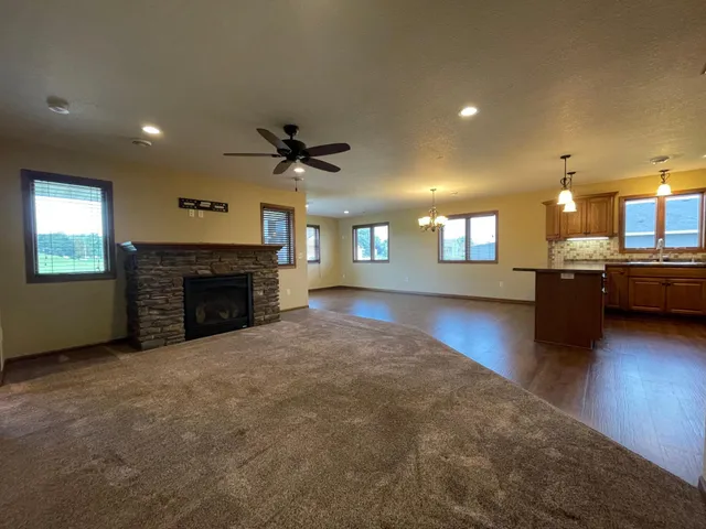 $289,900 | 101 Brittany Way Southeast, Grand Meadow, MN 55936